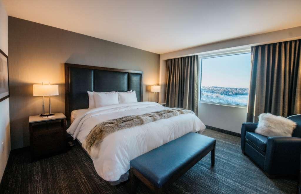 The Explorer Hotel Yellowknife Zewnętrze zdjęcie