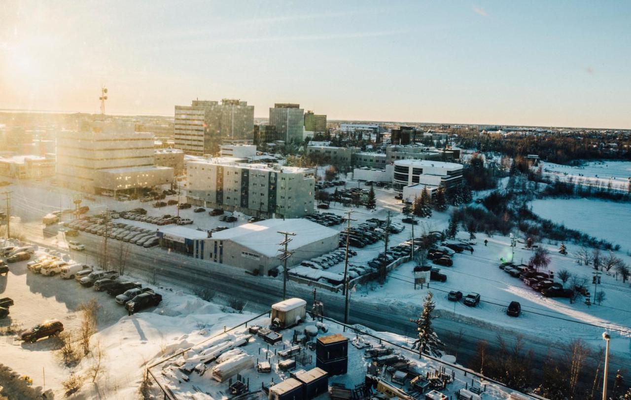 The Explorer Hotel Yellowknife Zewnętrze zdjęcie